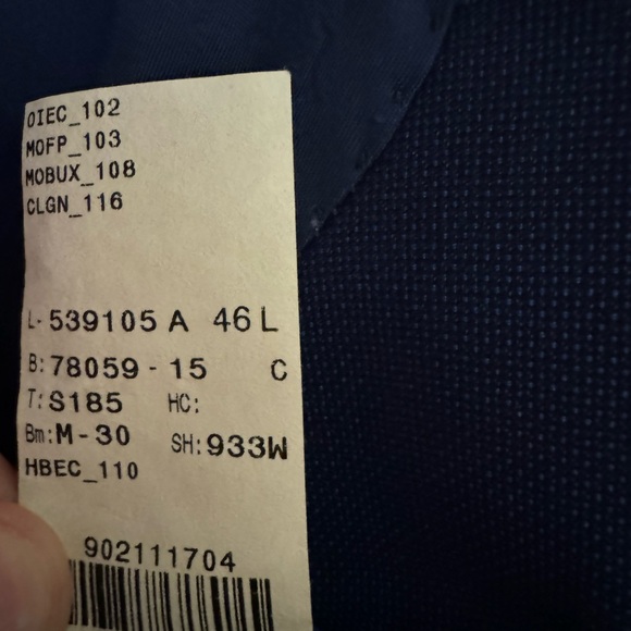 Joseph Abboud blue suit. 46L - Picture 6 of 9